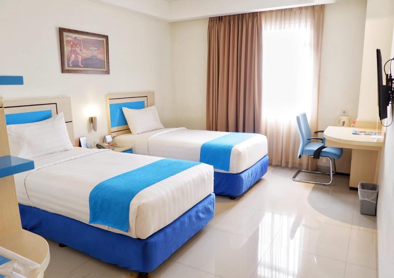Hotel Brothers Biru Solo Baru Esterno foto
